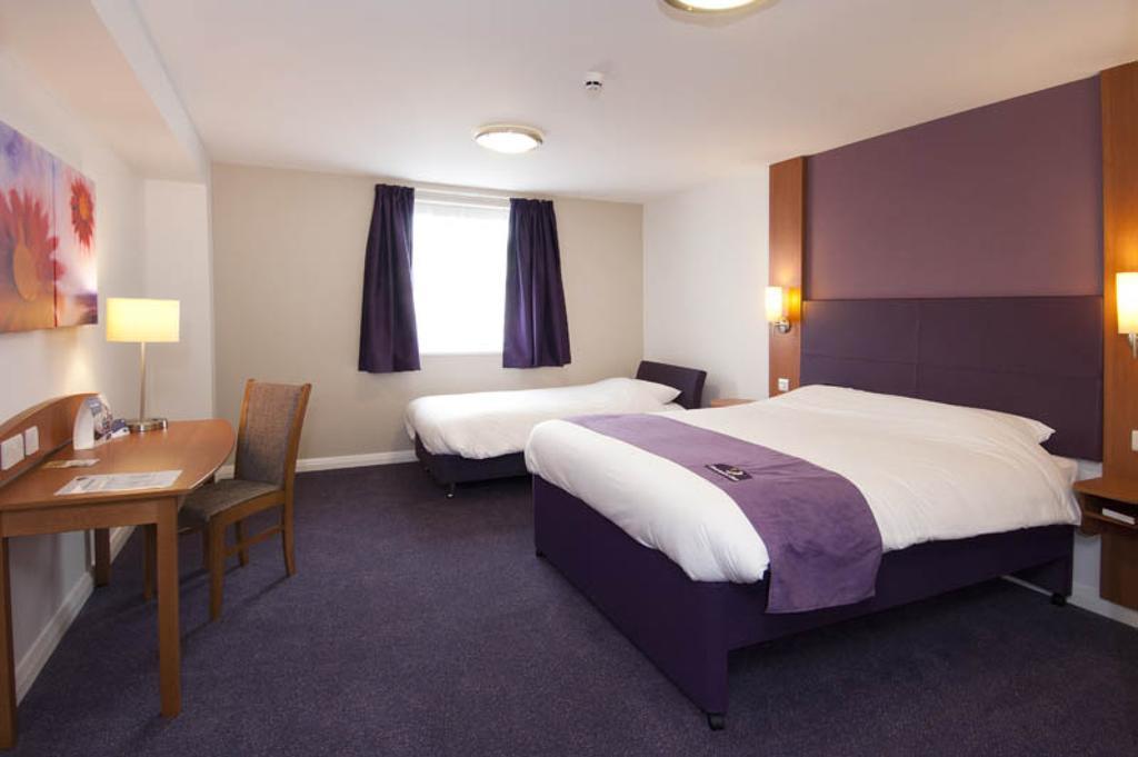 Premier Inn Birmingham City - Aston Ruang foto